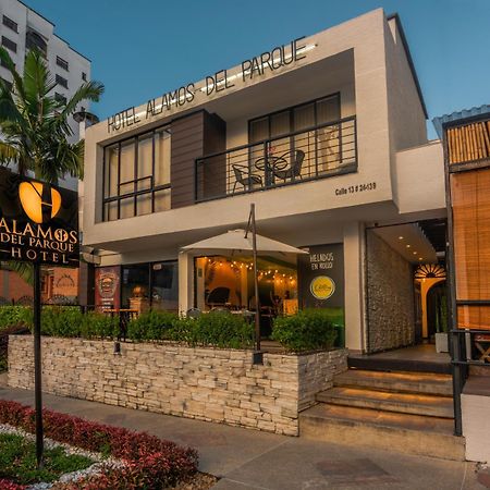 Hotel Alamos Del Parque بيريرا المظهر الخارجي الصورة