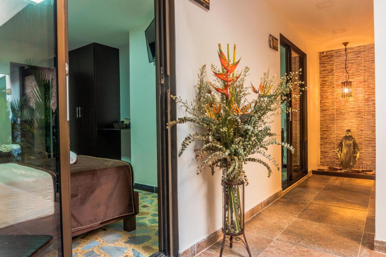 Hotel Alamos Del Parque بيريرا المظهر الخارجي الصورة